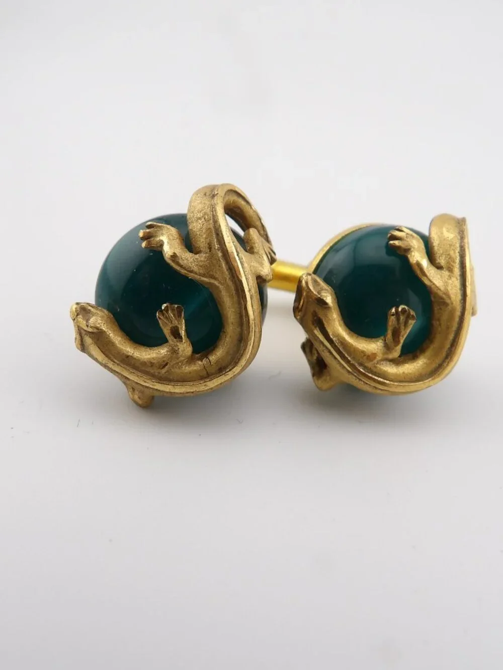 Vintage Swank Tivoli Lizard and Cabochon Cuff Links
